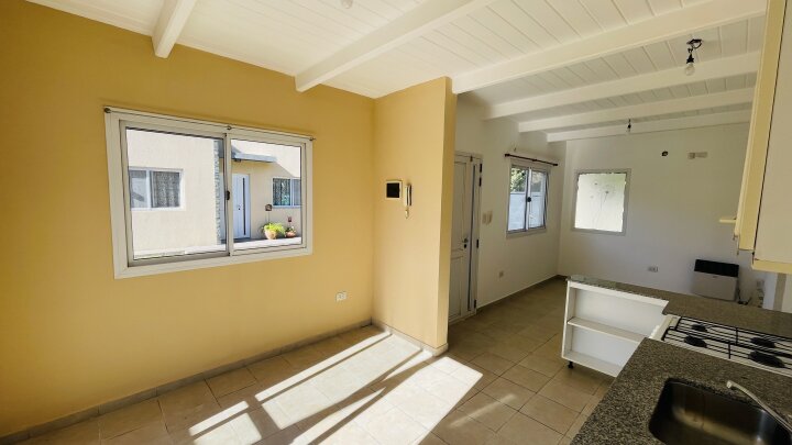 Casas - Funes - Venta