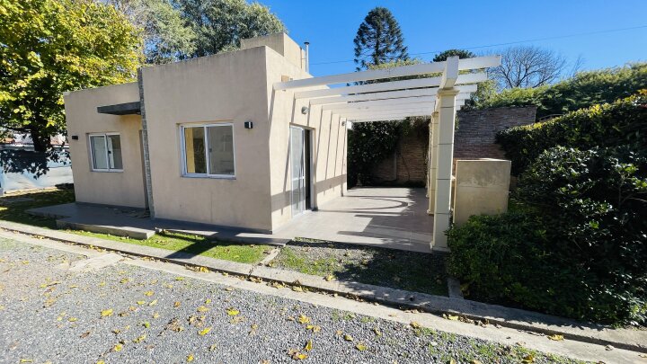 Casas - Funes - Venta