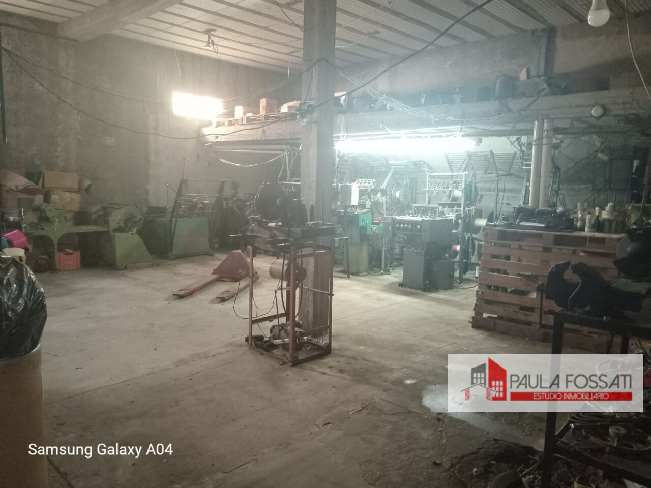 GALPON USO INDUSTRIAL CON ESPACIO PARA OFICINAS - 5