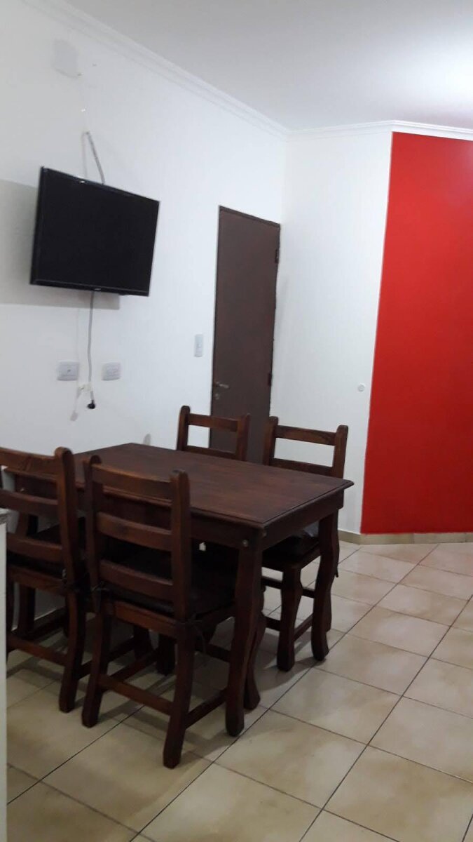 003 Departamento de 2 dormitorios y 2 patios Barrio San Martin - Martin García 712  APTO CRÉDITO - Imagen 2