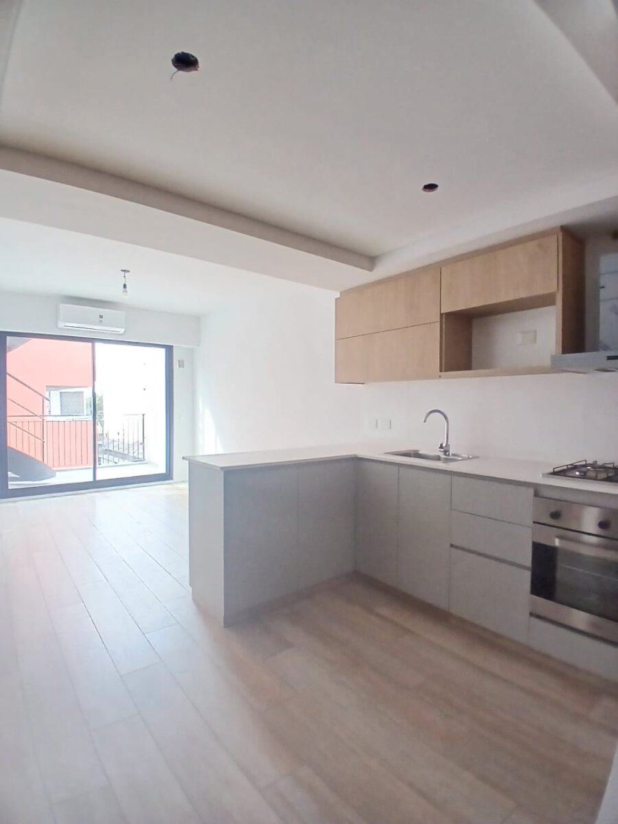 Se Vende un Hermoso Departamento de 2 ambientes de Categoría a Estrenar - Caballito - 1