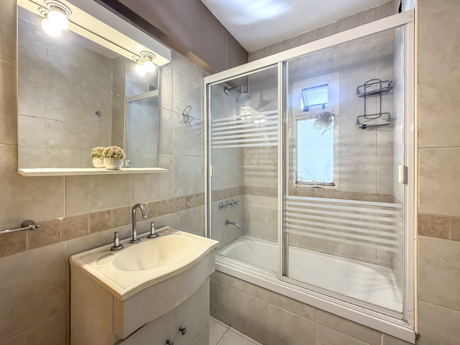VENTA. Departamento 3 dormitorios. Pileta y Parrillero exclusivo - 8