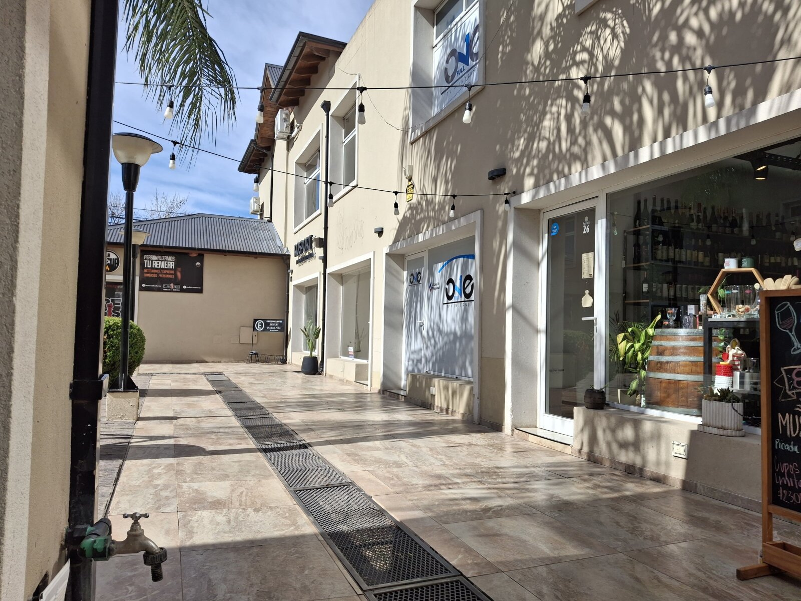 Ibarlucea: Portal de Ki, San Martin y Maipu Locales centricos en venta, Santa Fe, Argentina - 347