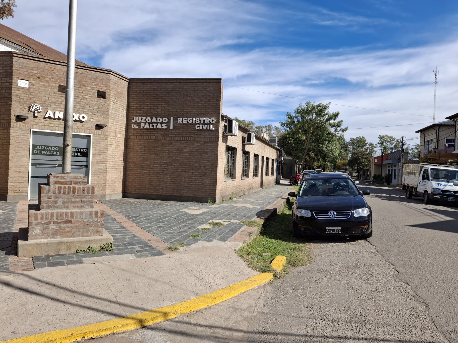 Ibarlucea: Portal de Ki, San Martin y Maipu Locales centricos en venta, Santa Fe, Argentina - 218