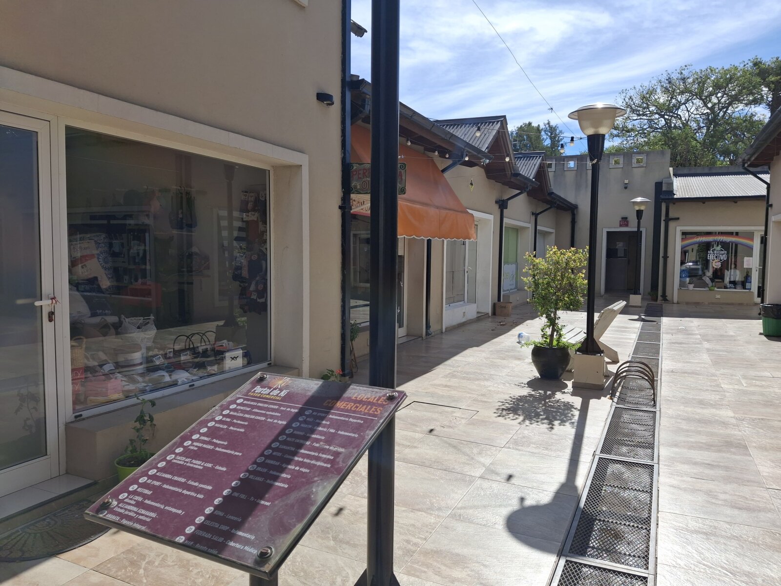 Ibarlucea: Portal de Ki, San Martin y Maipu Locales centricos en venta, Santa Fe, Argentina - 105