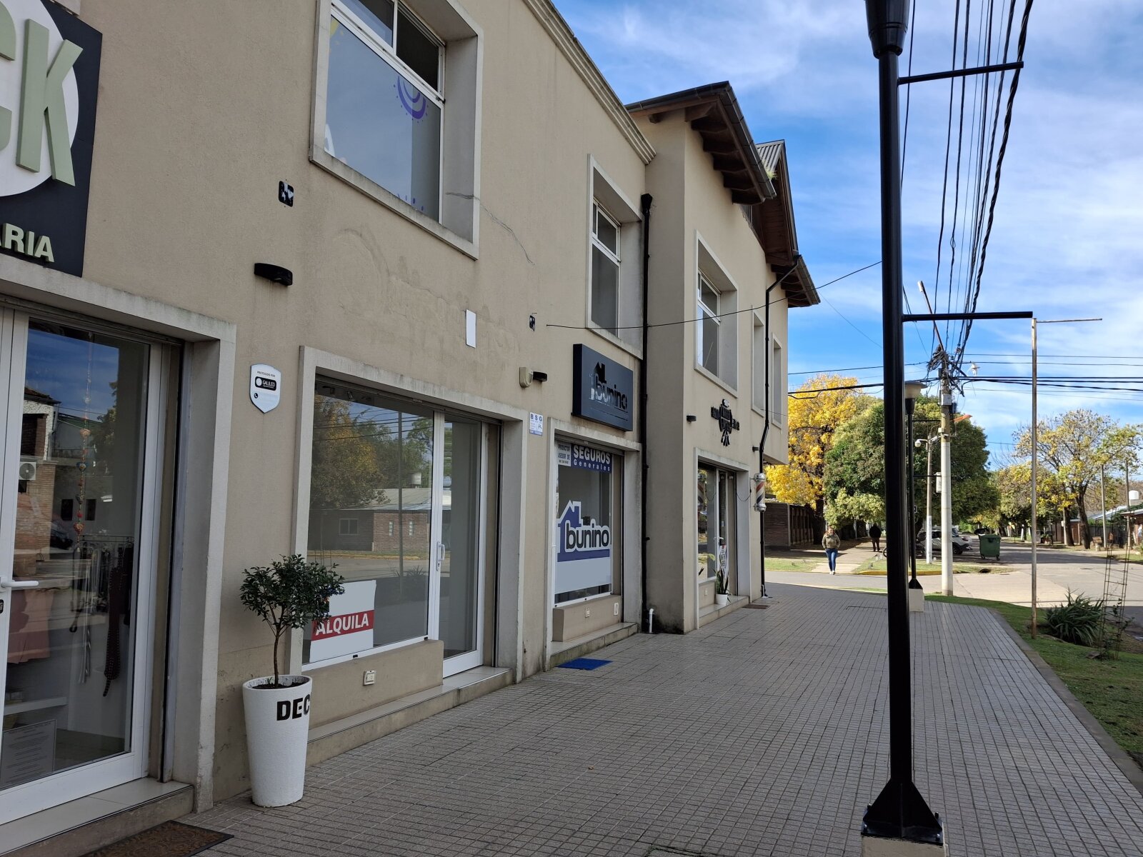 Ibarlucea: Portal de Ki, San Martin y Maipu Locales centricos en venta, Santa Fe, Argentina - 202