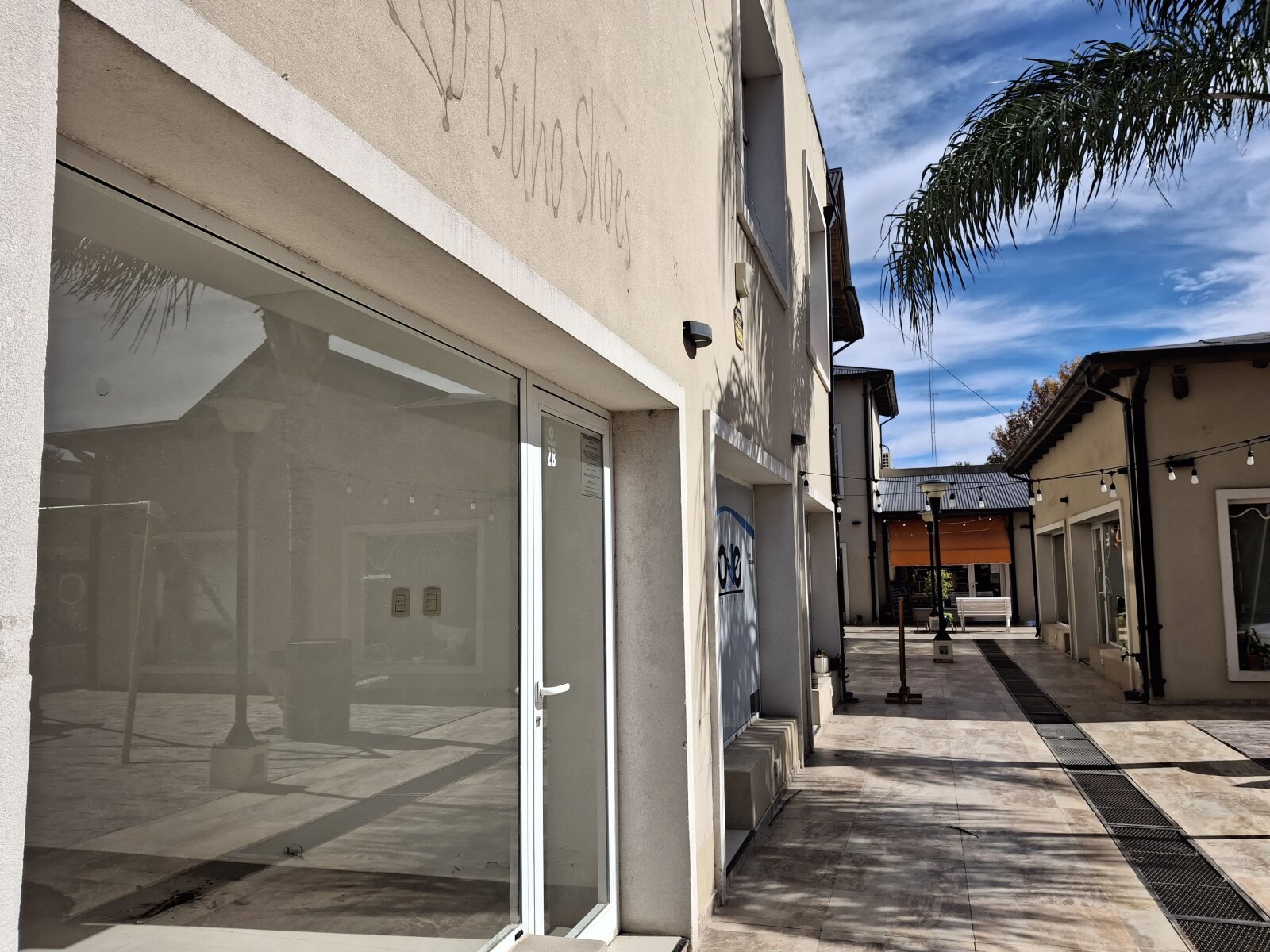 Ibarlucea: Portal de Ki, San Martin y Maipu Locales centricos en venta, Santa Fe, Argentina - 319