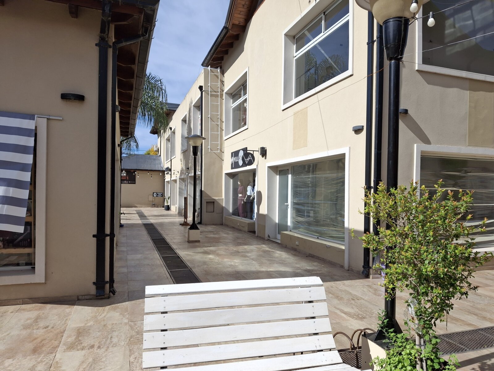 Ibarlucea: Portal de Ki, San Martin y Maipu Locales centricos en venta, Santa Fe, Argentina - 20