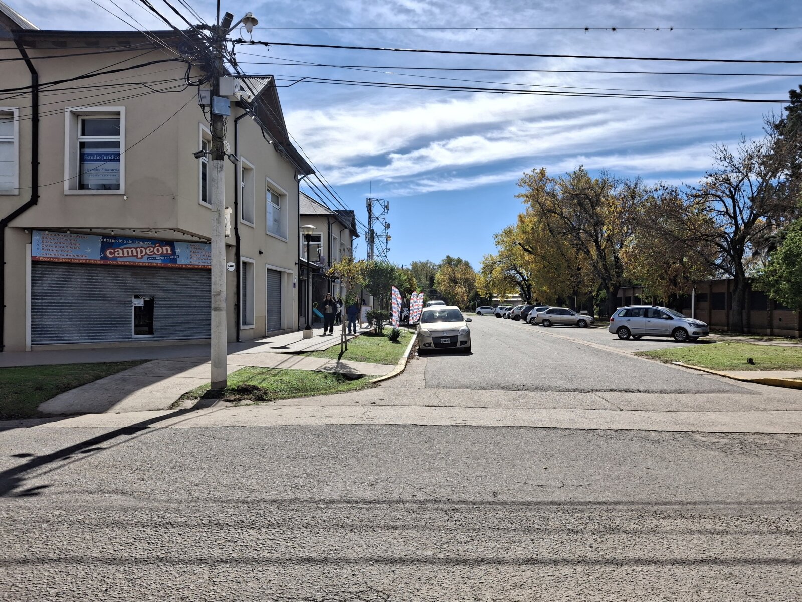 Ibarlucea: Portal de Ki, San Martin y Maipu Locales centricos en venta, Santa Fe, Argentina - 213