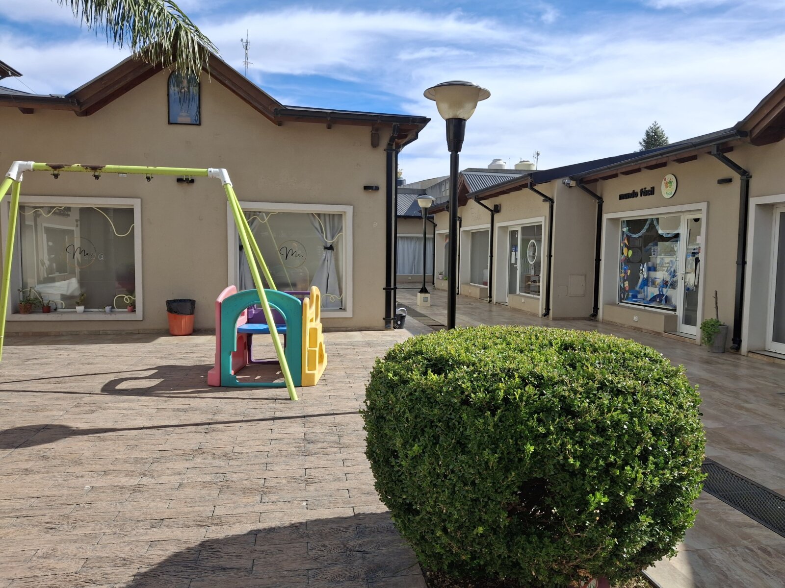 Ibarlucea: Portal de Ki, San Martin y Maipu Locales centricos en venta, Santa Fe, Argentina - 282