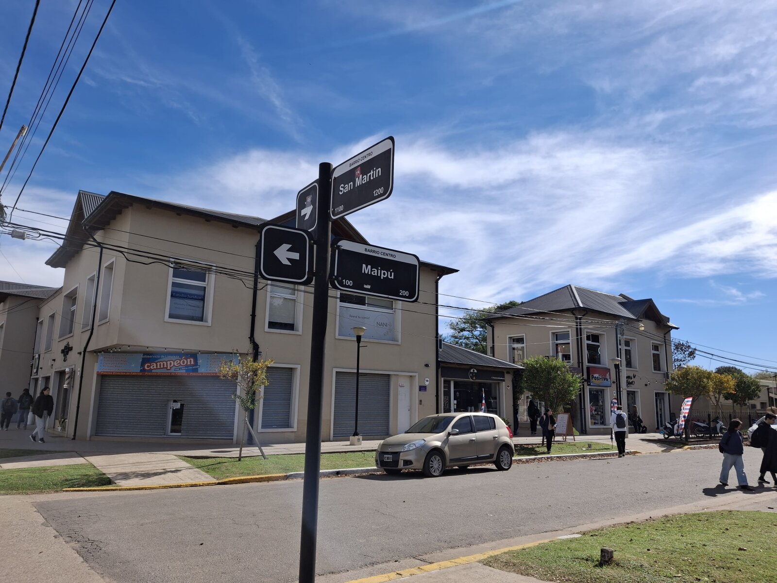 Ibarlucea: Portal de Ki, San Martin y Maipu Locales centricos en venta, Santa Fe, Argentina - 157