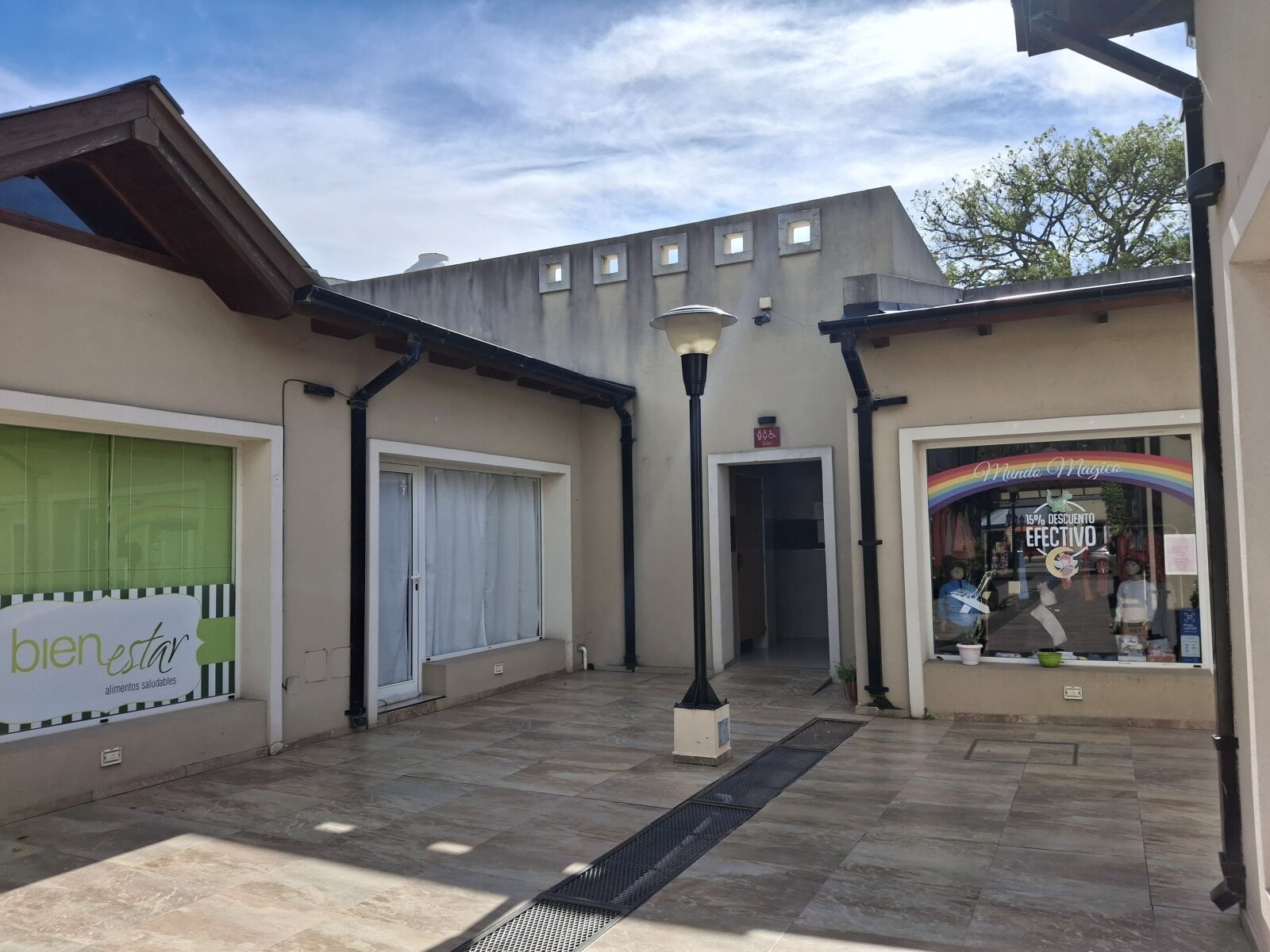 Ibarlucea: Portal de Ki, San Martin y Maipu Locales centricos en venta, Santa Fe, Argentina - 81