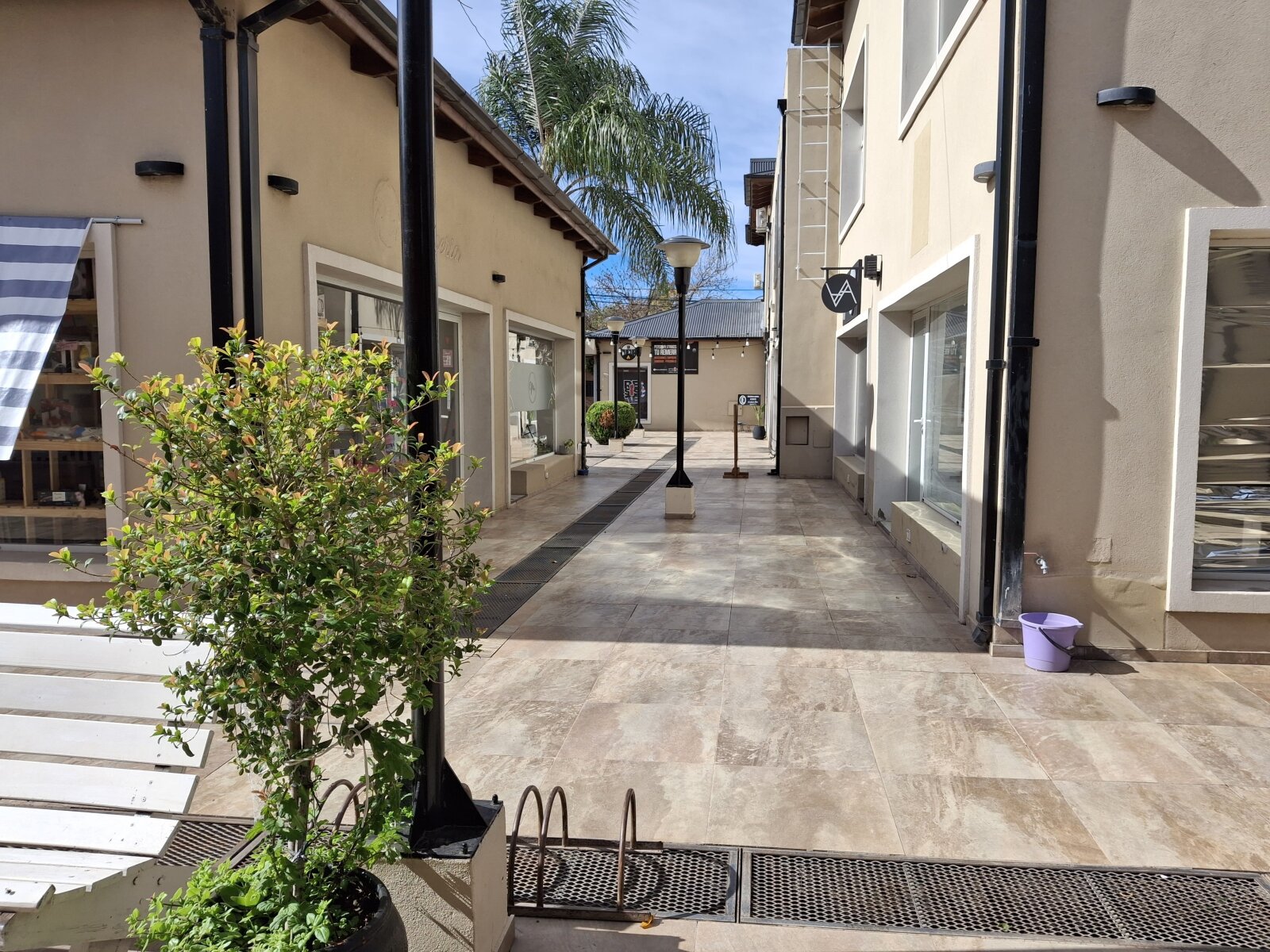 Ibarlucea: Portal de Ki, San Martin y Maipu Locales centricos en venta, Santa Fe, Argentina - 34