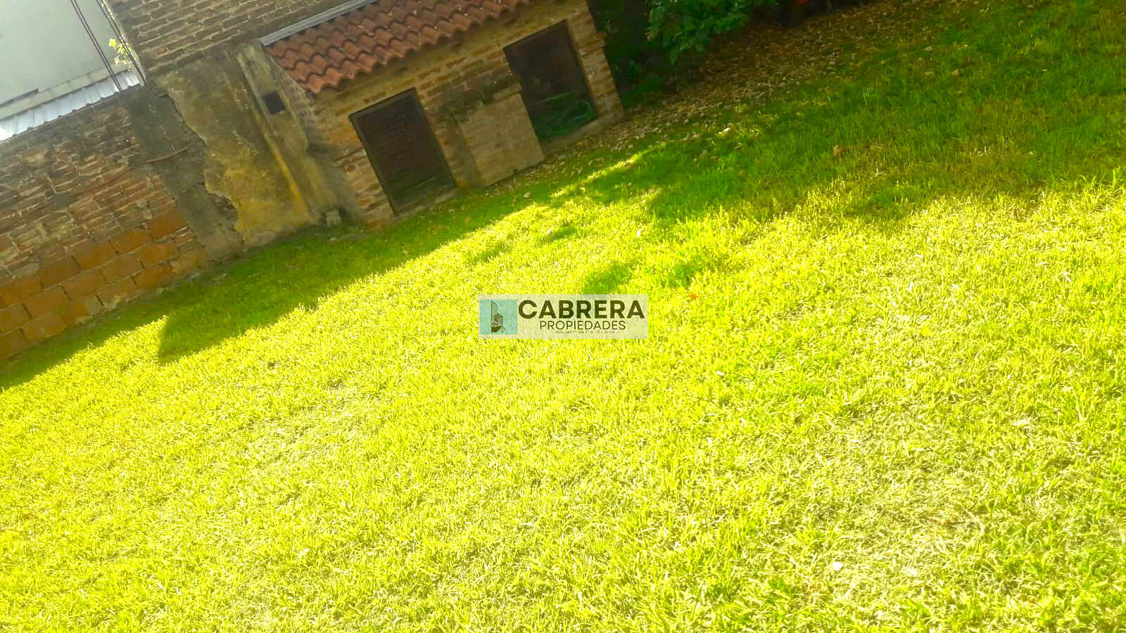 CASA 6 AMBIENTES EN VENTA EN EL CENTRO DE GENERAL RODRIGUEZ - 4
