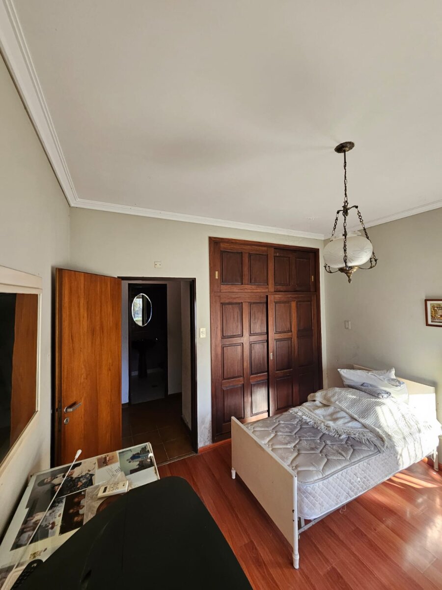 VENTA 5 AMBIENTES EXCELENTE CONSTRUCCIÓN - 11