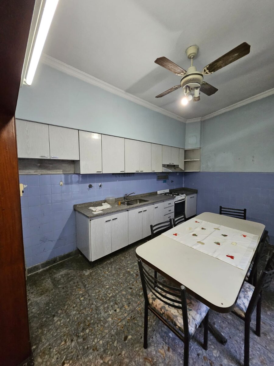 VENTA 5 AMBIENTES EXCELENTE CONSTRUCCIÓN - 22