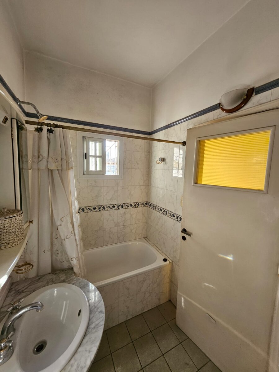 VENTA 5 AMBIENTES EXCELENTE CONSTRUCCIÓN - 29