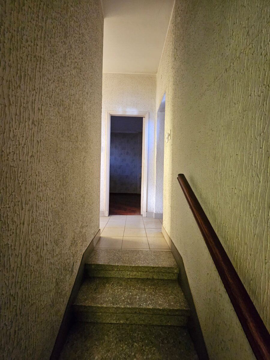 VENTA 5 AMBIENTES EXCELENTE CONSTRUCCIÓN - 28