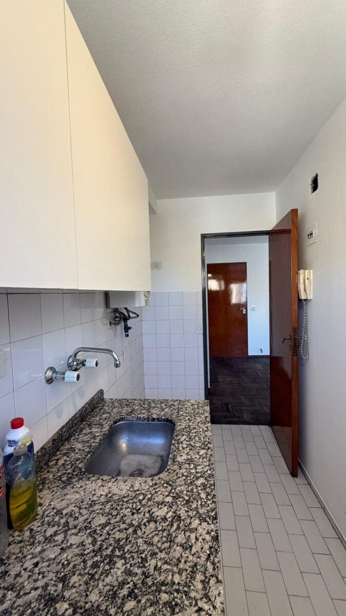 Departamento 1 dormitorio en pleno Centro - Jujuy y Colón - Imagen 7