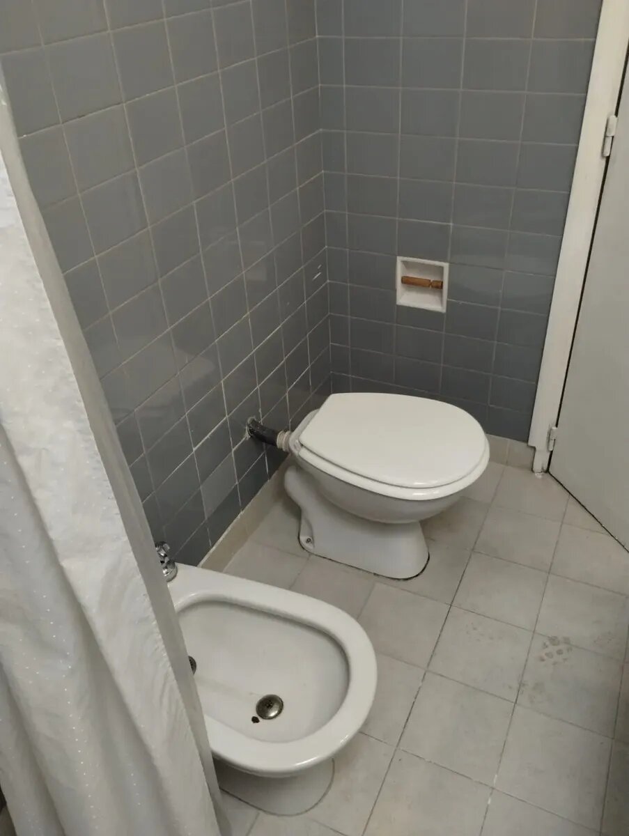 Venta casa + departamento Villa Cabrera - Imagen 7