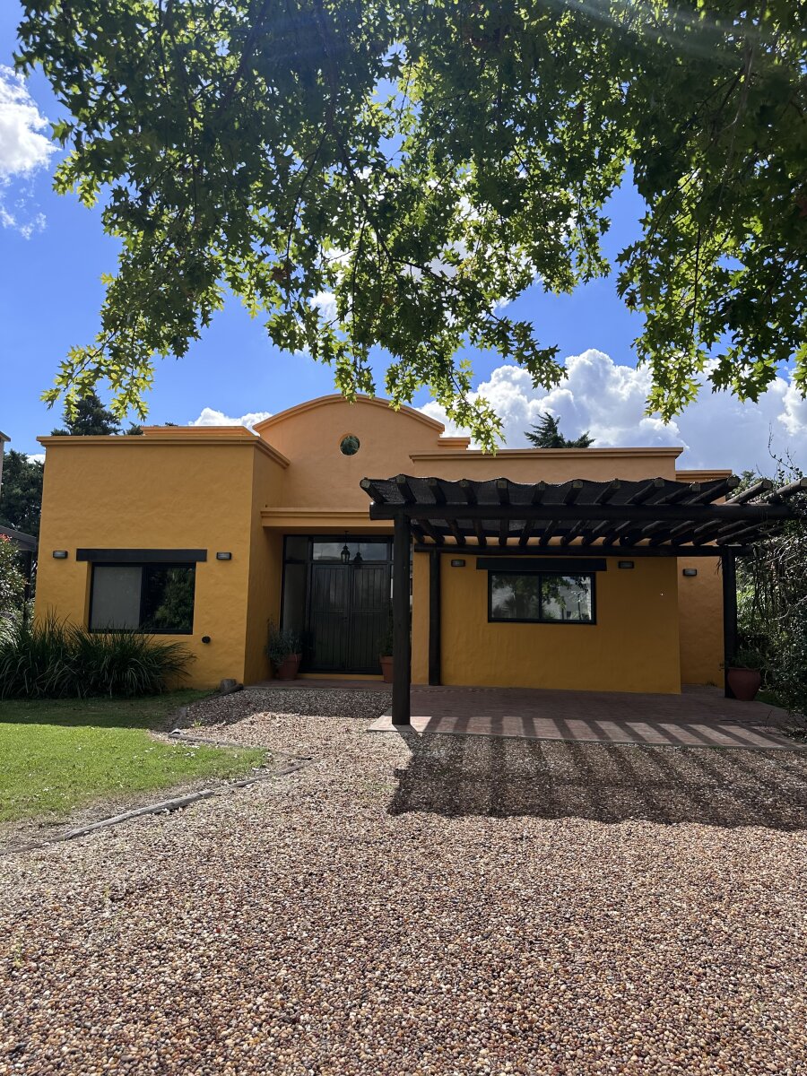 Venta CASA 2 DORMITORIOS "CAMPOS DE ESTHER" - 1