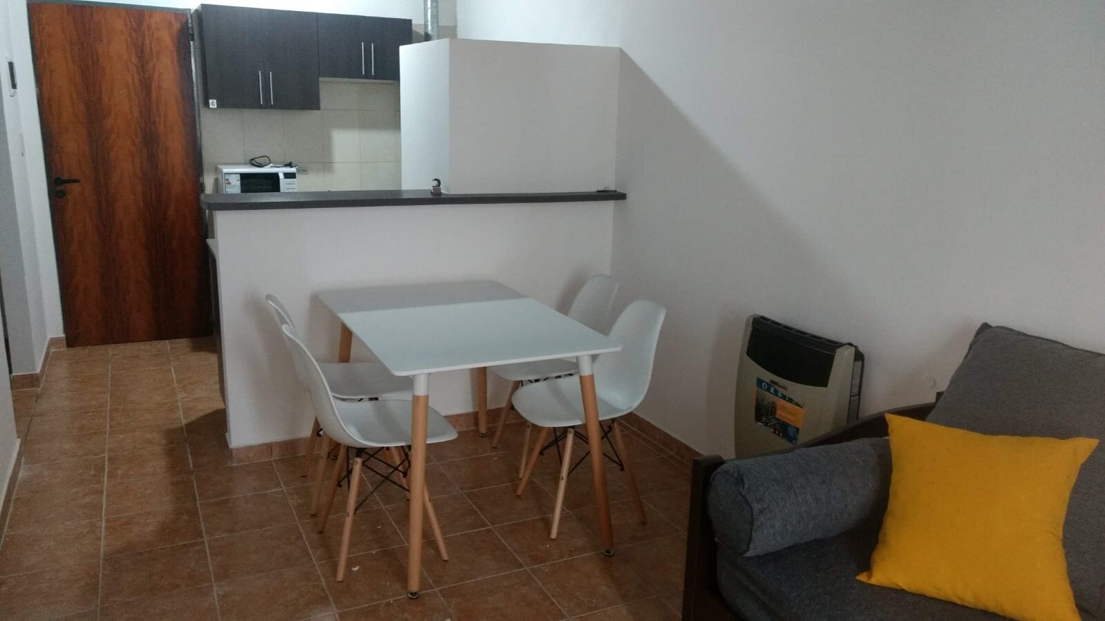 Juan Jose paso 771 3 piso de escalera ( Amueblado - Impecable ) - 10