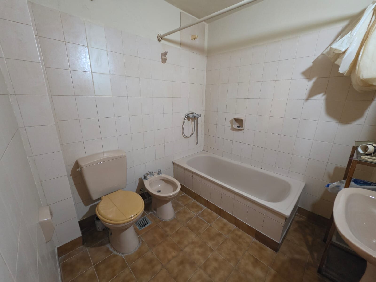 ALQUILER DE DUPLEX DE 4 DORMITORIOS EN EL CENTRO DE ESQUEL, CHUBUT - 20