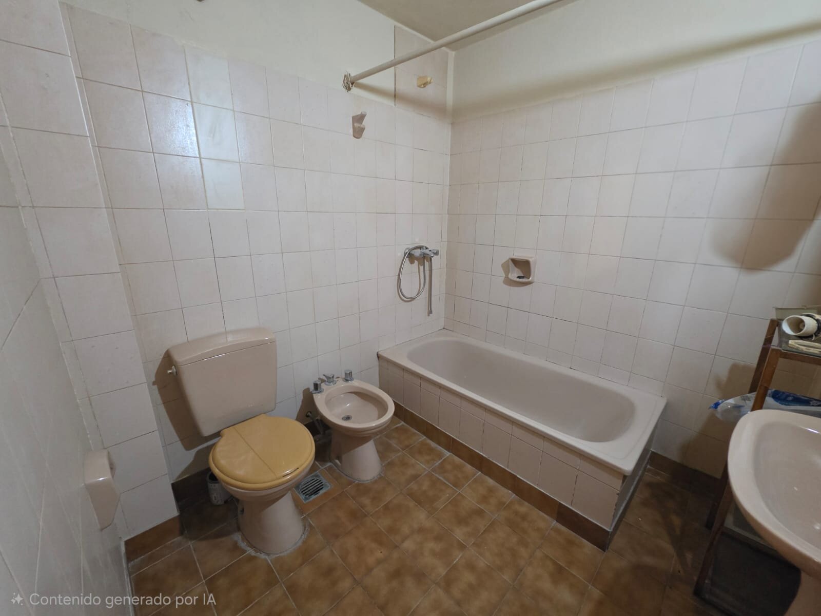 ALQUILER DE DUPLEX DE 4 DORMITORIOS EN EL CENTRO DE ESQUEL, CHUBUT - 21