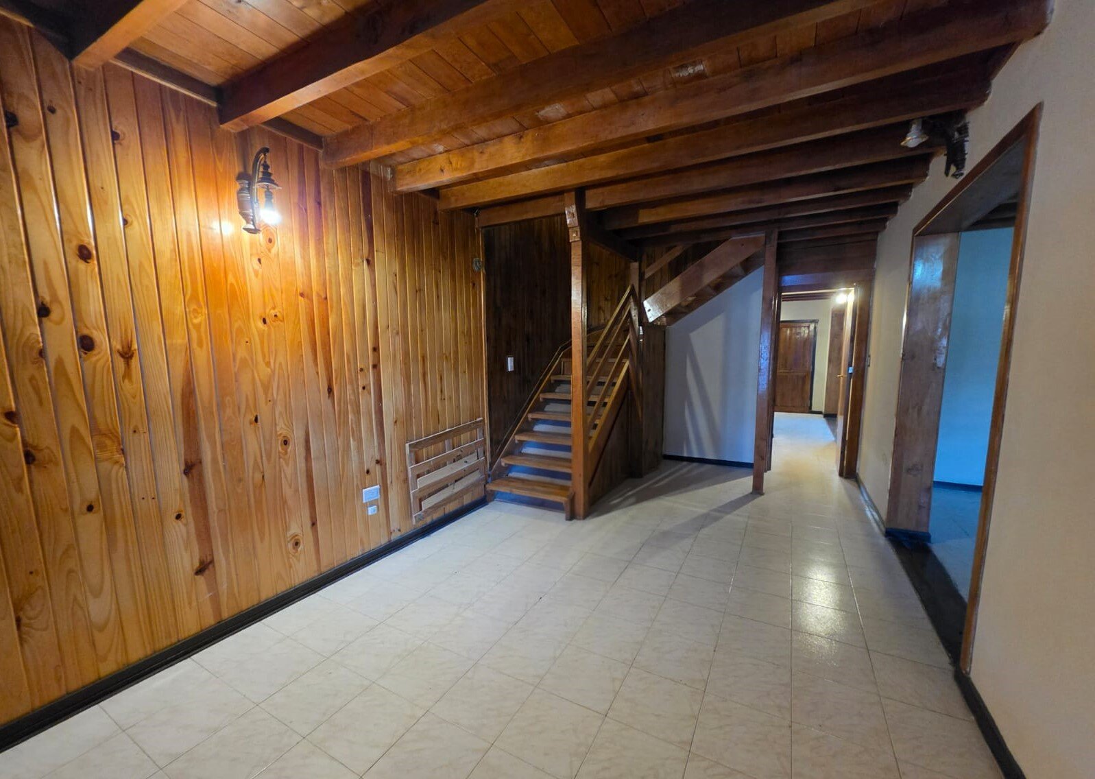 ALQUILER DE DUPLEX DE 4 DORMITORIOS EN EL CENTRO DE ESQUEL, CHUBUT - 7