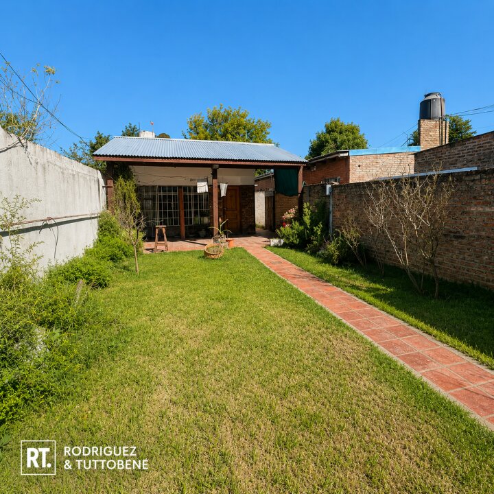 Casas - Funes - Venta