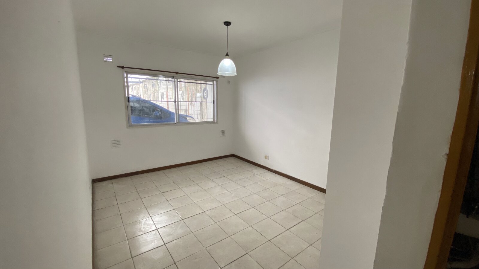 DEPARTAMENTO 2 AMBIENTES CON HABITACIÓN EN SUITE EN CASTELAR - 6