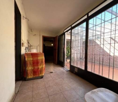 003-Casa de 3 dormitorios con cochera  y patio  + Departamento 1 dorm. con patio Barrio San Fernando - Imagen 14