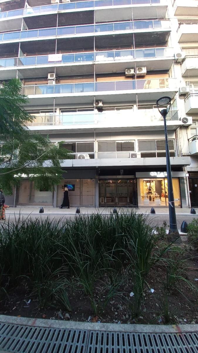 Centro proximo a Plaza San Martin, excelente monoambiente lateral, luminoso 40.37 m2, excelente oportunidad de inversion! MAS - 25