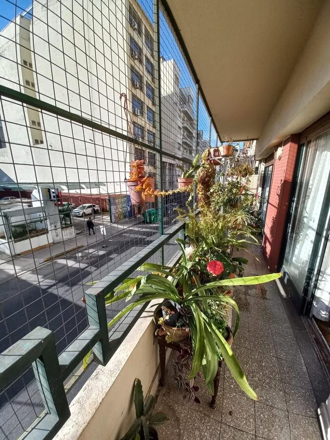 Congreso 3 ambientes al frente, con balcon corrido y patio!!!!! MAS - 19
