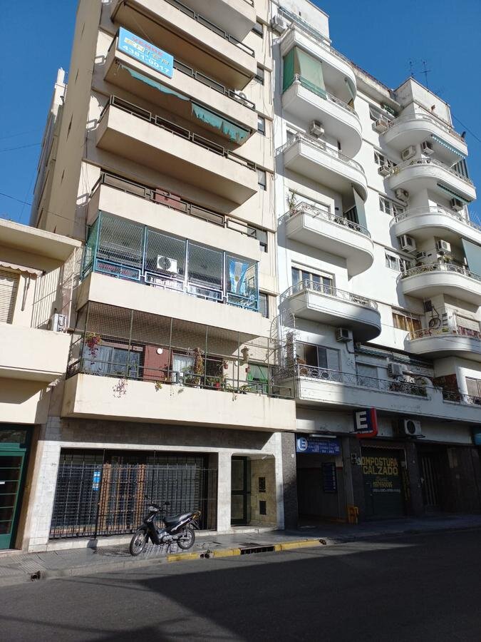 Congreso 3 ambientes al frente, con balcon corrido y patio!!!!! MAS - 5