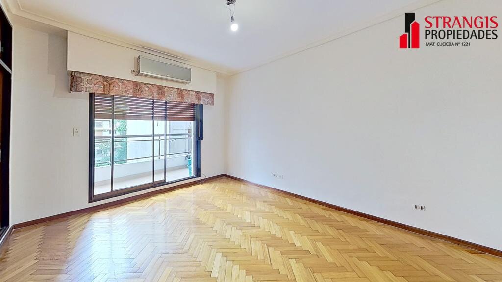 VENTA Departamento de 4 ambientes con dependencia de servicio - MAS - 85