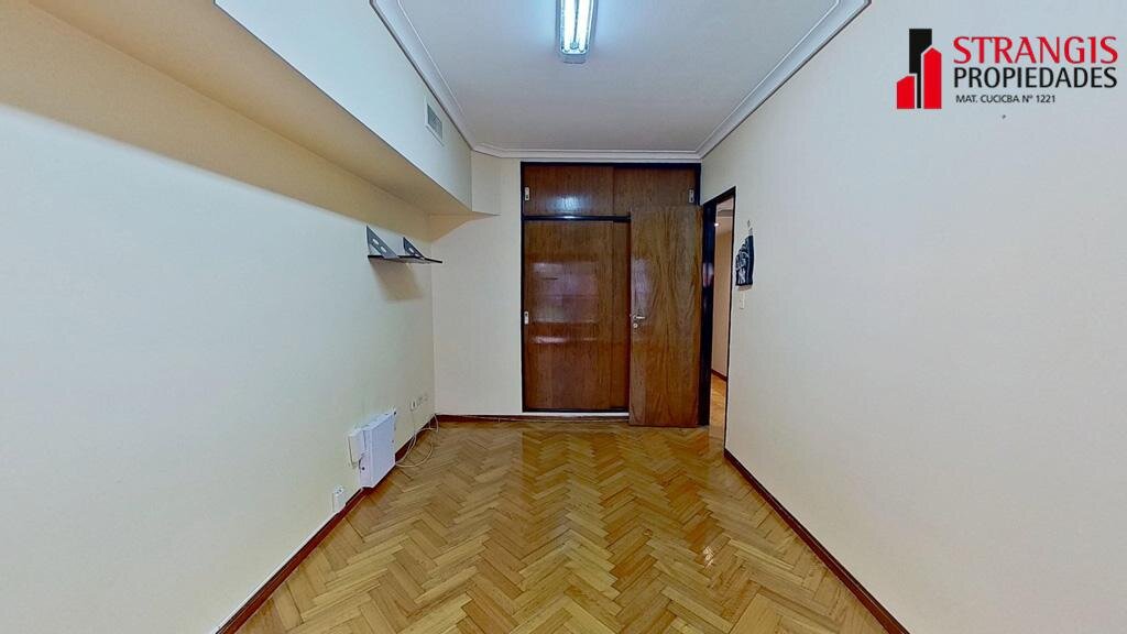 VENTA Departamento de 4 ambientes con dependencia de servicio - MAS - 65