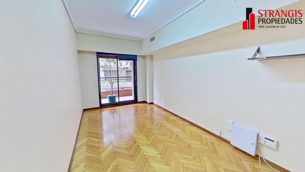VENTA Departamento de 4 ambientes con dependencia de servicio - MAS - 64