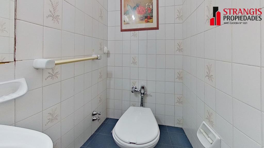 VENTA Departamento de 4 ambientes con dependencia de servicio - MAS - 82