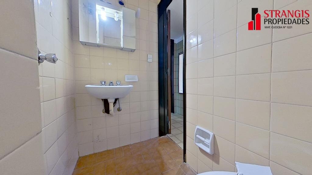 VENTA Departamento de 4 ambientes con dependencia de servicio - MAS - 71