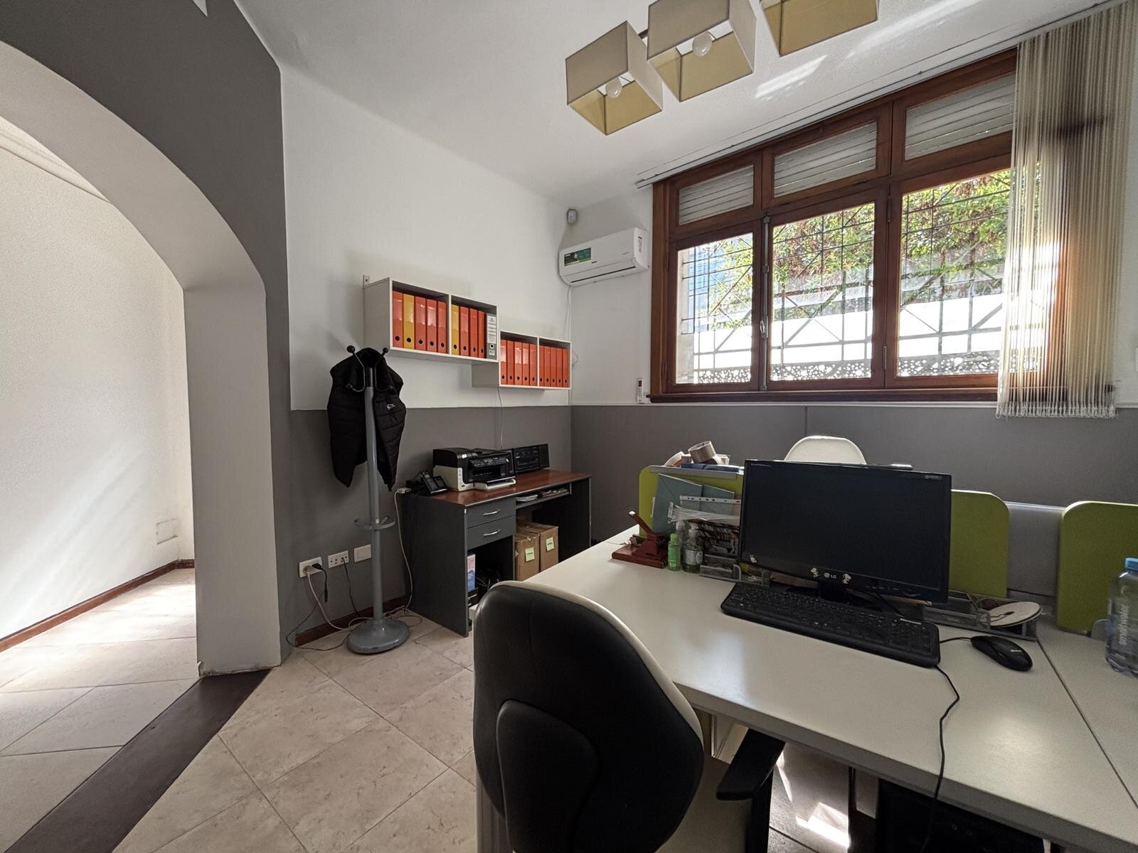 VENTA Casa u oficina de 5 ambientes Chacarita - LRA - 29