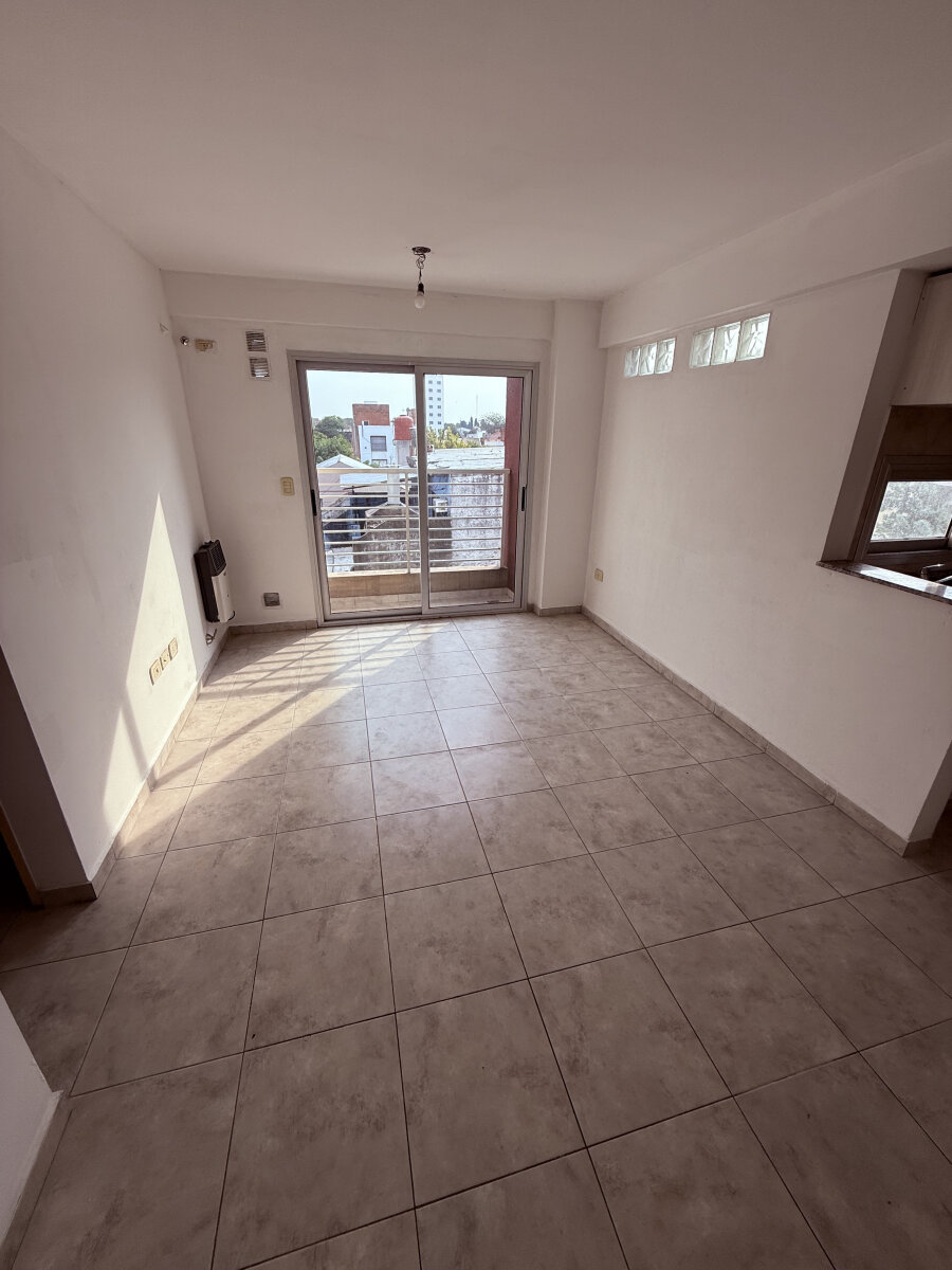 Departamento de Dos Ambientes en Alquiler en Moron - 8
