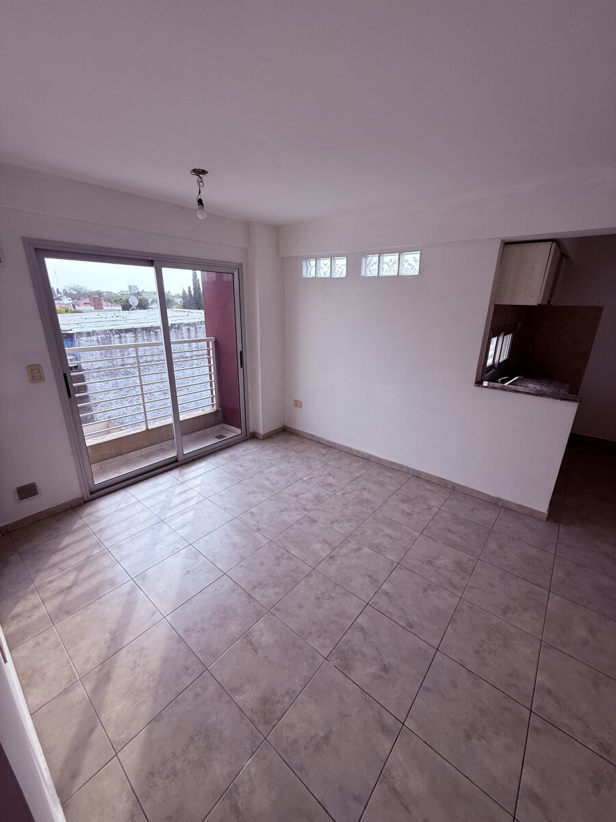 Departamento de Dos Ambientes en Alquiler en Moron - 20