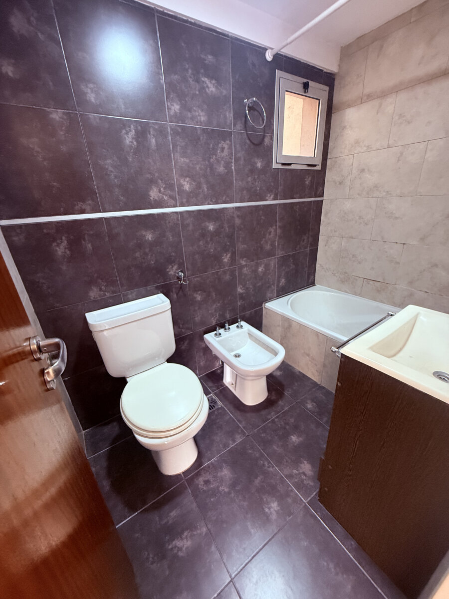 Departamento de Dos Ambientes en Alquiler en Moron - 9