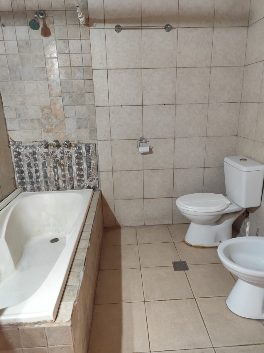 VENTA CASA 5 AMBIENTES CON COCHERA EN ITUZAINGÓ NORTE - 7