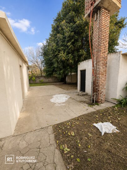 Casas - Funes -  Alquiler