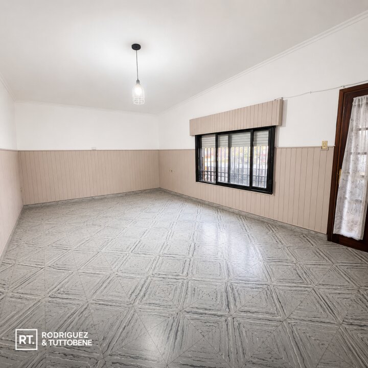 Casas - Funes -  Alquiler