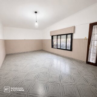 Casas - Funes -  Alquiler