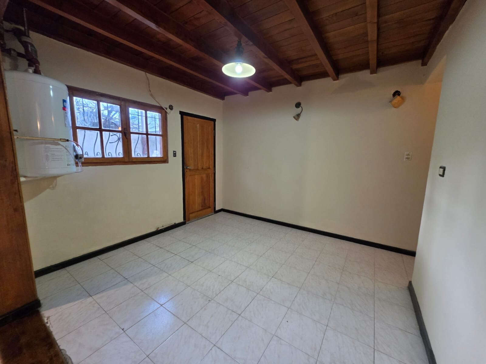 EXCEPCIONAL DUPLEX DE 4 DORMITORIOS PRÓXIMO AL CENTRO DE ESQUEL CHUBUT - 14