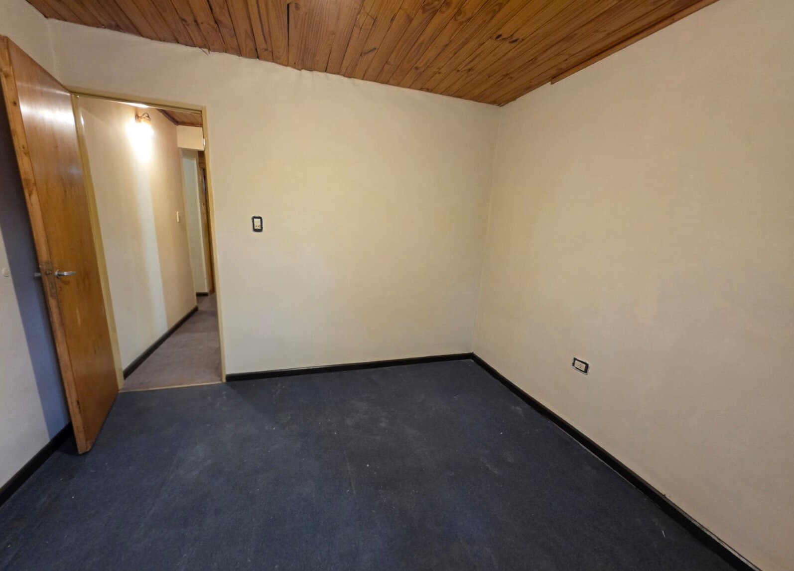 EXCEPCIONAL DUPLEX DE 4 DORMITORIOS PRÓXIMO AL CENTRO DE ESQUEL CHUBUT - 24